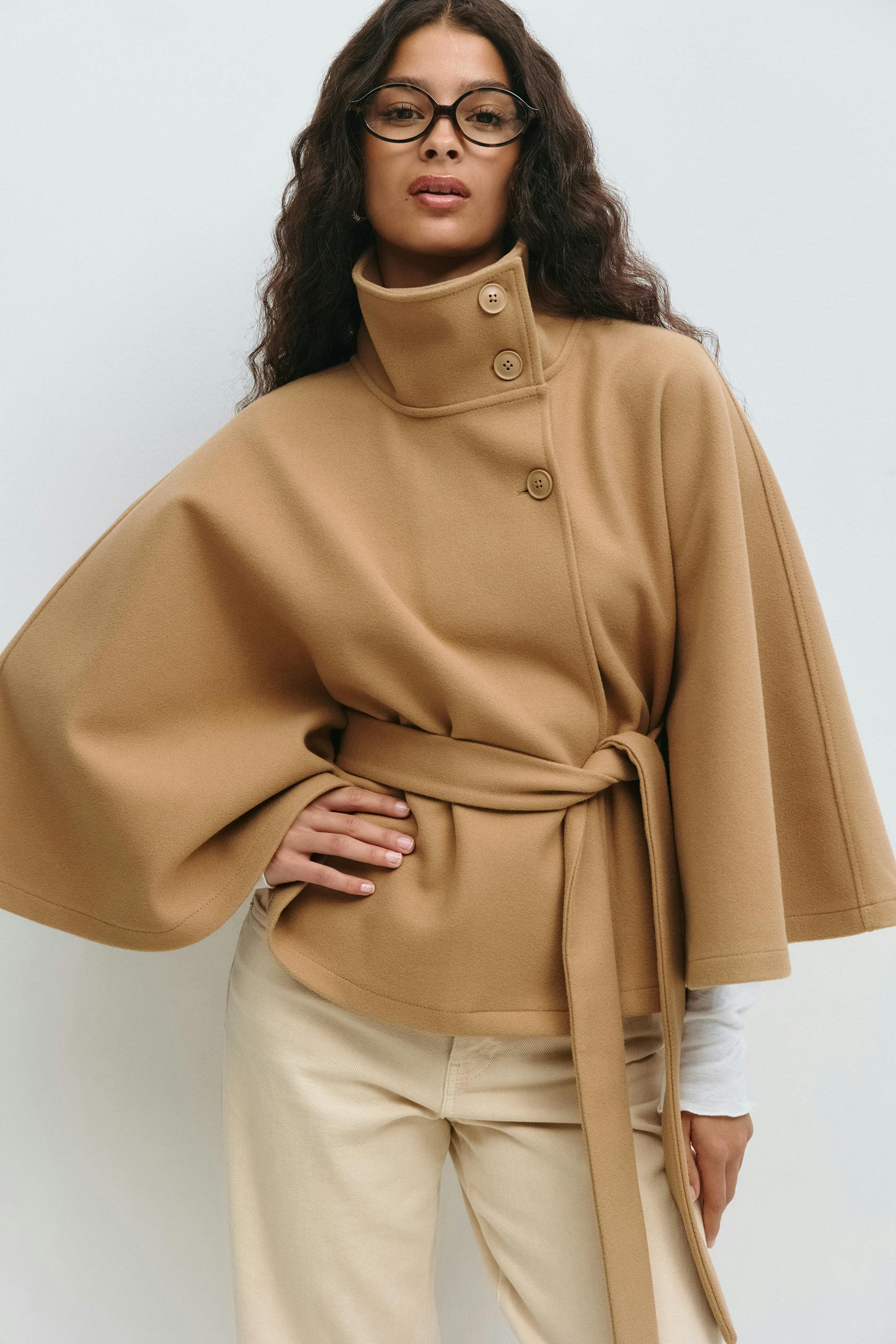 Manteau Cape avec Ceinture
