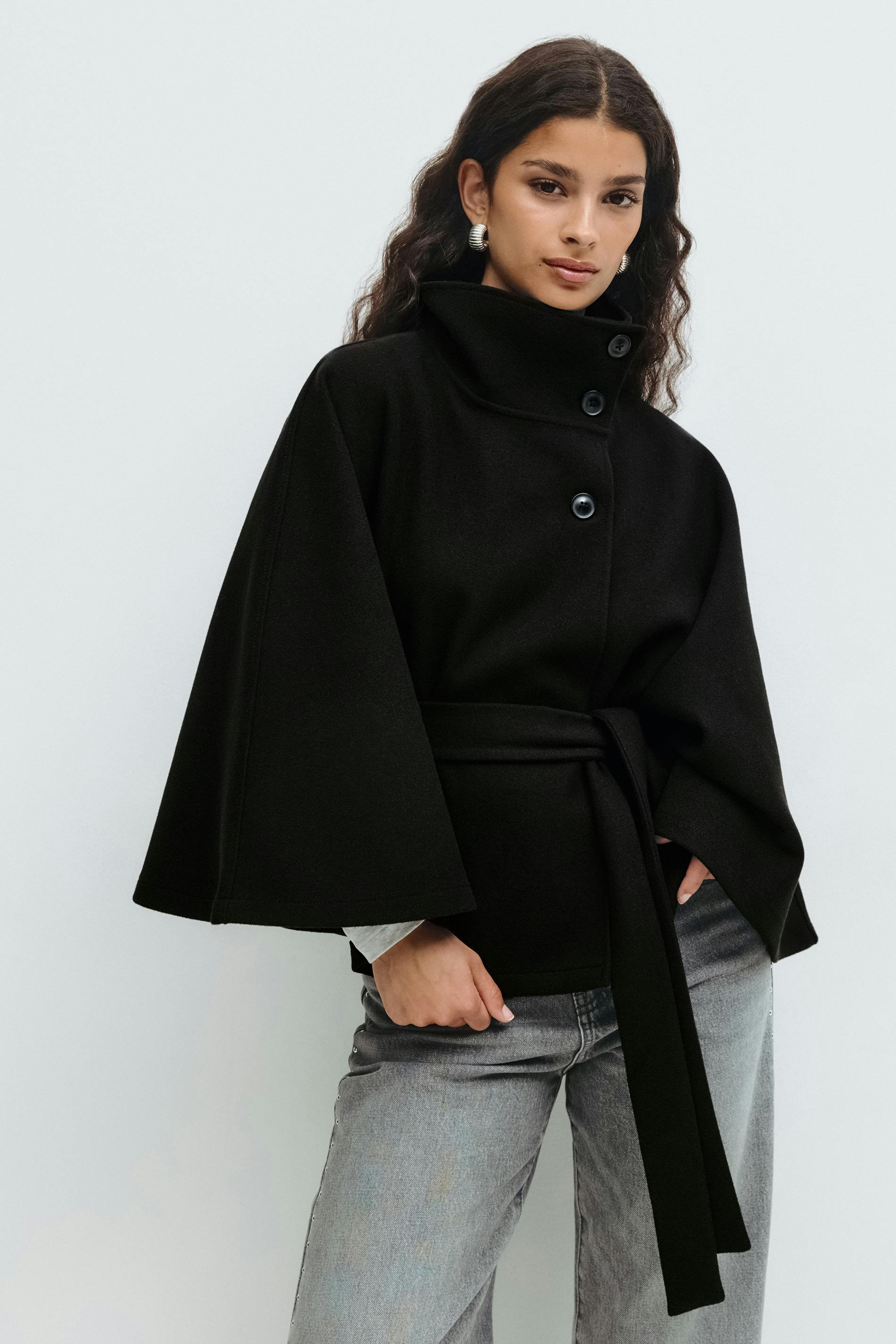 Manteau Cape avec Ceinture