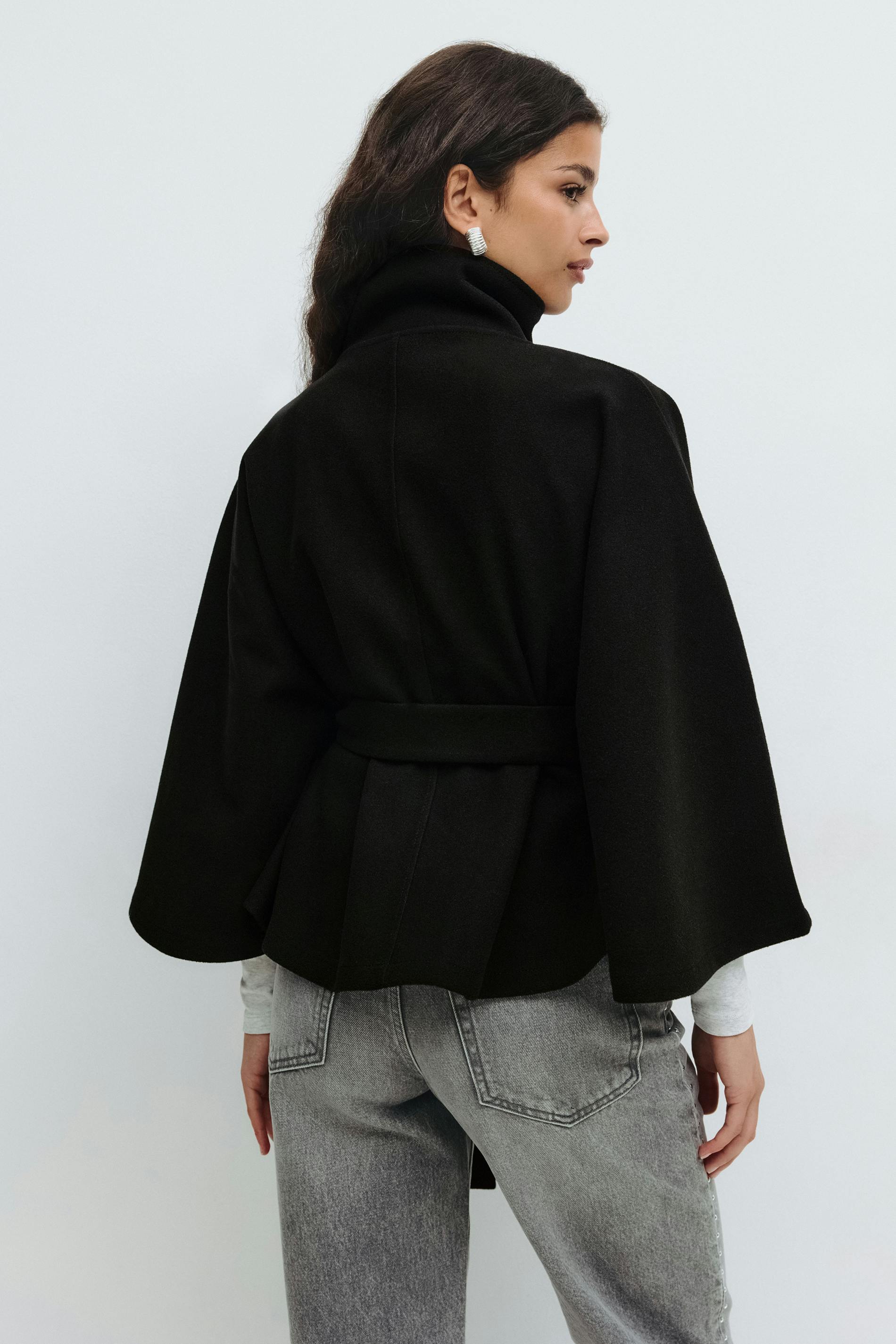 Manteau Cape avec Ceinture